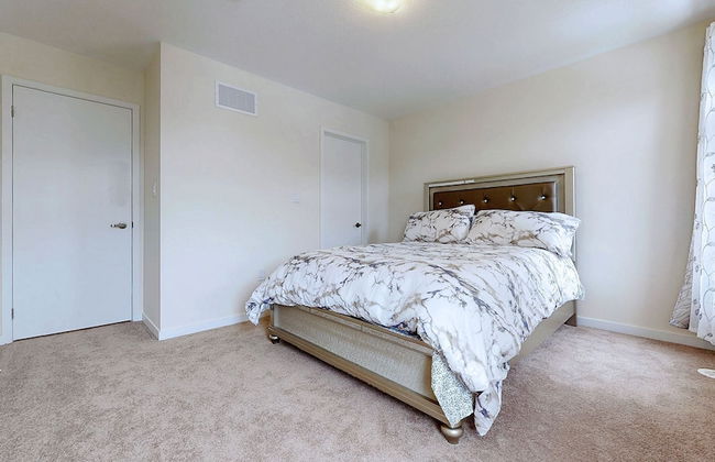 Modern 3-bedroom Oshawa Home - Foto 4