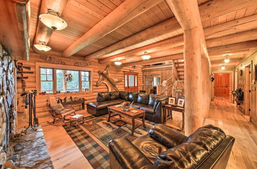 Foto 26 - Waterfront Log Home w/ 95 Acres on Yaak River