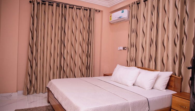 Photo 1 - Executive One Bedroom Furnished Apartment in Accra