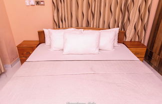 Foto 2 - Stunning 2-bedroom Furnished Apartment in Accra