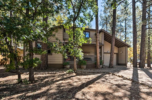 Photo 24 - Spacious Pinetop Cabin w/ Deck - 7 Mi to Show Low