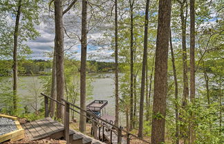 Photo 1 - Waterfront Cottage w/ Boat Dock & 3 Decks