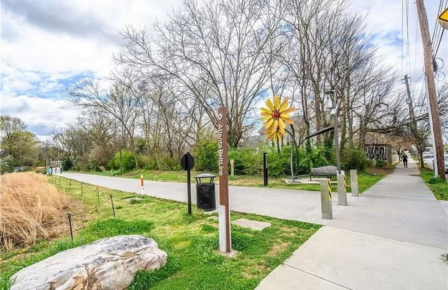 4 Minutes to Downtown by the Atlanta Beltline Trail in the Cabbagetown Neighborhood - Foto 75