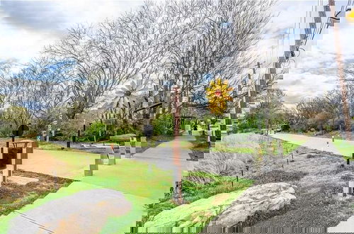 Photo 74 - 4 Minutes to Downtown by the Atlanta Beltline Trail in the Cabbagetown Neighborhood