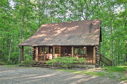 Foto 1 - Serene Brevard Cabin ~ 7 Miles to State Forest