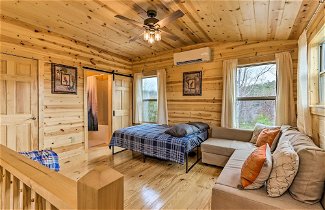 Foto 2 - Cozy Mtn Cabin: Spacious Deck & Forest Views