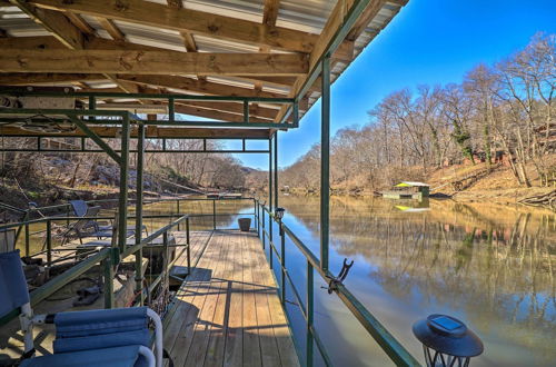 Foto 14 - Riverfront Heber Springs Home: Spacious Deck