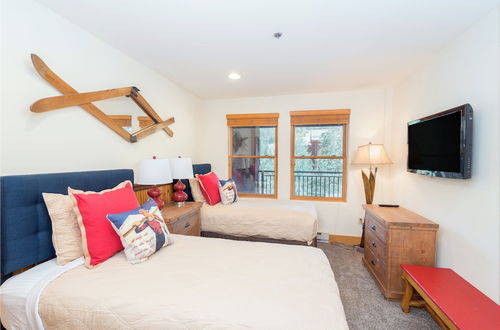 Photo 8 - Bear Creek Lodge 410 4 Bedroom Condo by Alpine Lodging Telluride