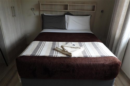 Photo 30 - 2 Bedroomed Apartment With En-suite and Kitchenette - 2069