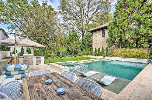 Foto 31 - Stunning Charlotte Home: Private Pool