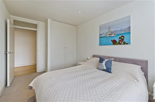 Foto 12 - Fantastic Bright 1 Bedroom Apartment on Queensway Bayswater