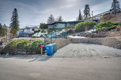 Photo 19 - Colorful Lake Chelan Home w/ Saltwater Pool