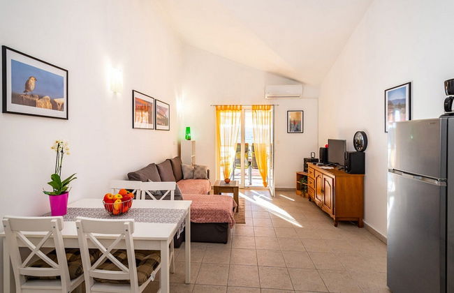 Apartment Irena - Photo 9
