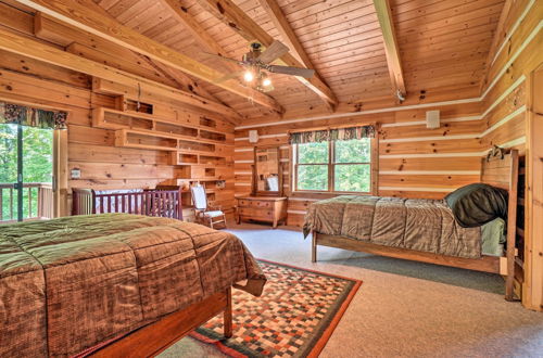 Photo 2 - Custom Cabin w/ 12 Acres on Dale Hollow Lake