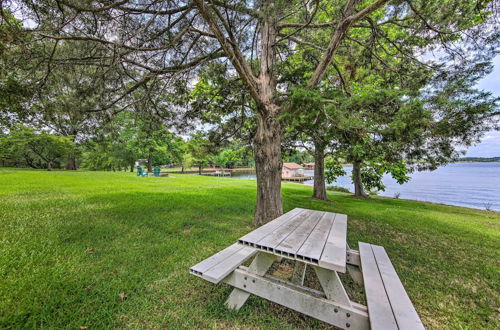 Photo 41 - Roomy Texas Lake Retreat w/ Private Boat Ramp