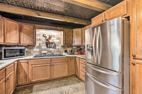 Photo 7 - Countryside Cabin Retreat w/ Outdoor Kitchen