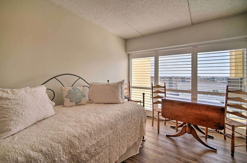 Photo 21 - Welcoming Brigantine Condo w/ Ocean Views