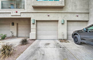 Photo 2 - Pet-friendly Scottsdale Retreat w/ Pool & Balcony