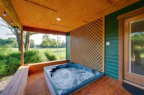 Foto 18 - Charming Eagletown Home w/ Deck & Private Hot Tub