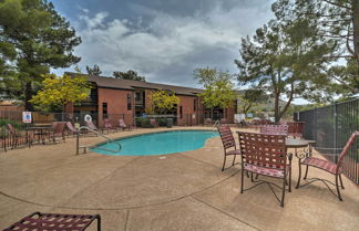 Foto 2 - South Sedona Condo w/ Pool Access - Walk to Shops