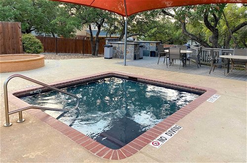 Foto 17 - North San Antonio Vacation Rental w/ Yard & Deck