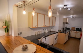 Photo 3 - Beautiful 1-bed Apartment in Manchester