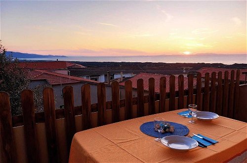 Photo 18 - Apartment With Sea View Golfo Asinara