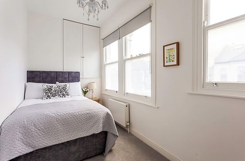 Photo 4 - Gorgeous Clapham Flat