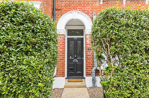 Photo 24 - Chic 2-bed Flat in Leafy Clapham South