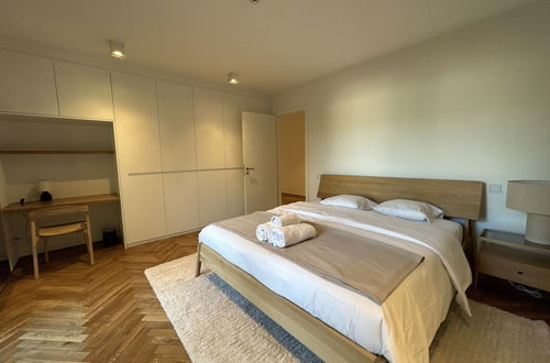 Photo 4 - Amazing 3-Bedroom Gem in LuxembourgID232