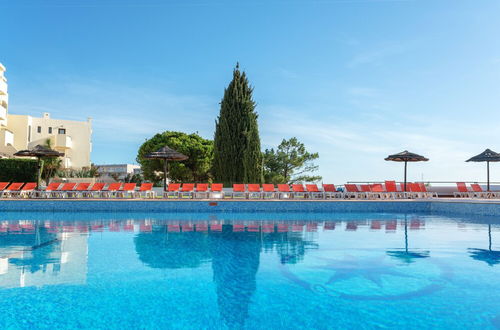 Photo 22 - Jardim Cozy Apartment with 2 swimming pools near the Old Town