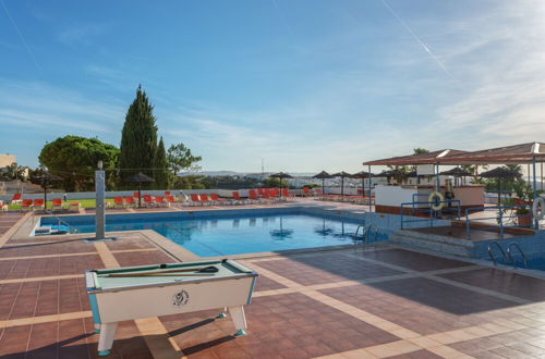 Photo 21 - Jardim Cozy Apartment with 2 swimming pools near the Old Town