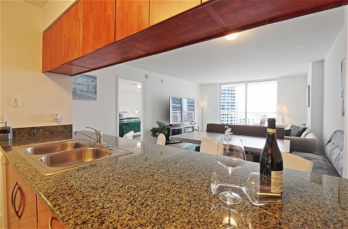 Photo 21 - OneLuxStay in the Heart of Brickell