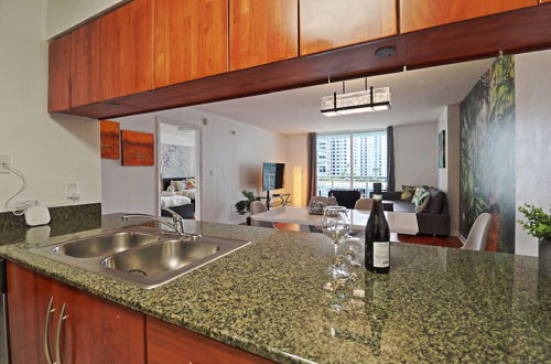 Photo 16 - OneLuxStay in the Heart of Brickell