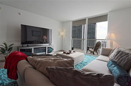 Photo 25 - OneLuxStay in the Heart of Brickell