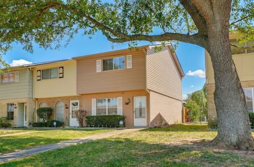 Photo 11 - Bossier City Townhome w/ Patio + Outdoor Dining