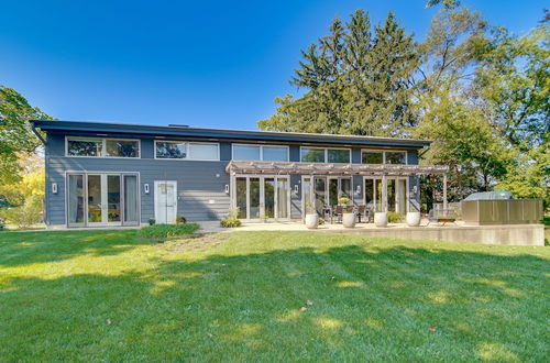 Photo 21 - Riverfront Libertyville Retreat w/ Outdoor Kitchen