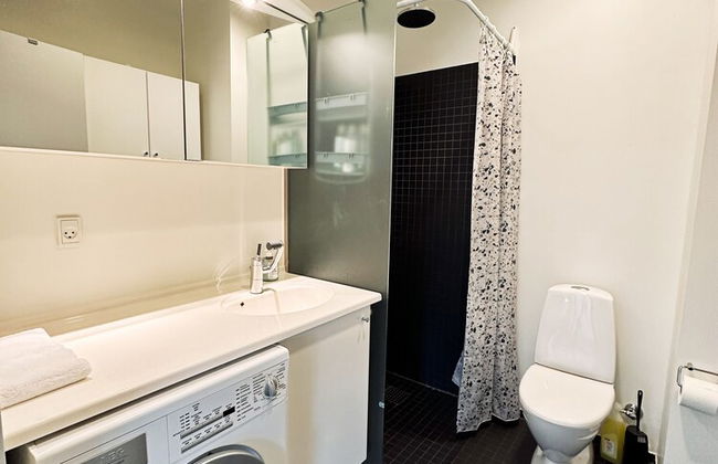 Stunning 1-Bedroom Apt With Breathtaking Scenery - Photo 11