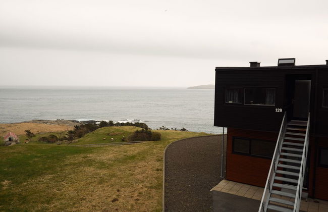 Stunning 1-Bedroom Apt With Breathtaking Scenery - Photo 14