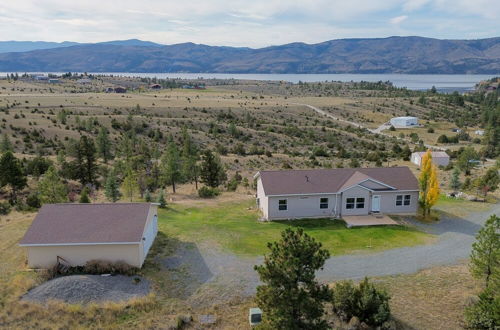 Photo 23 - Spacious Canyon Ferry Lake House With Bar & Views