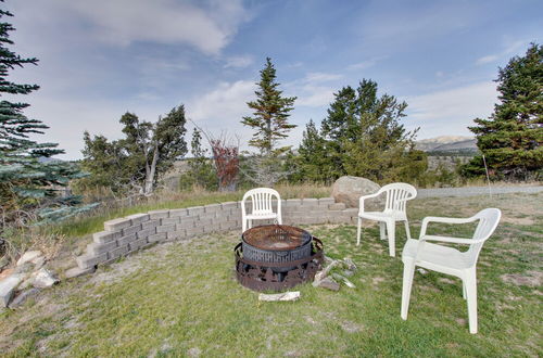 Photo 4 - Spacious Canyon Ferry Lake House With Bar & Views