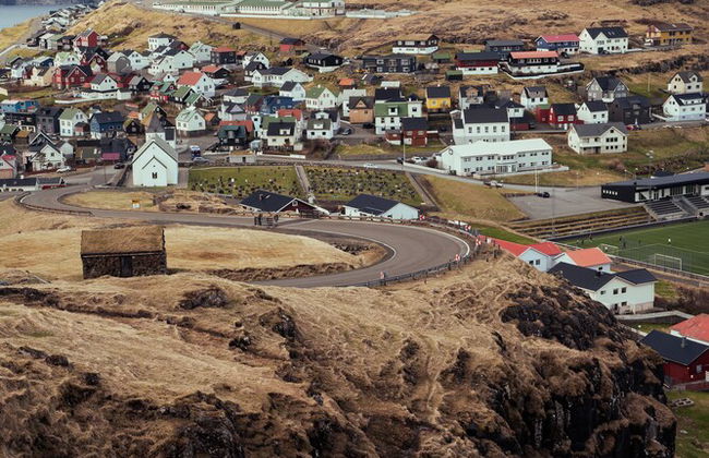 Charming 3 Br Home | Scenic Village | Nature - Photo 26