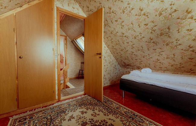 Charming 3 Br Home | Scenic Village | Nature - Photo 8