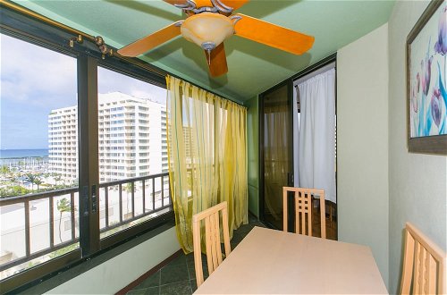 Foto 34 - Two Bedroom Discovery Bay High Rise Condos with Lanai & Gorgeous Views