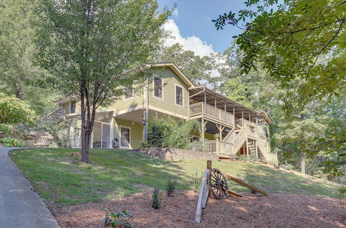 Photo 18 - Spacious Family Home in Lake Lure w/ Resort Perks