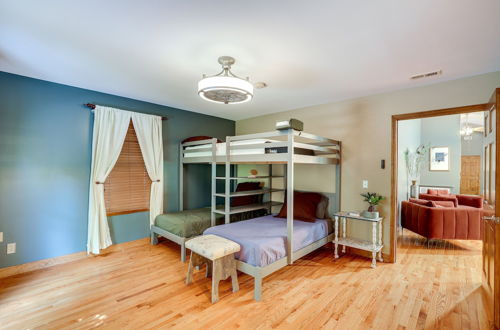 Foto 29 - Spacious Family Home in Lake Lure w/ Resort Perks