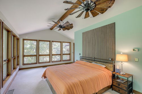 Photo 34 - Spacious Family Home in Lake Lure w/ Resort Perks