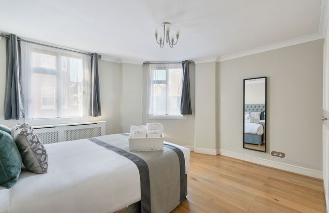 Avari Apartments - Princeton Collection - Photo 2