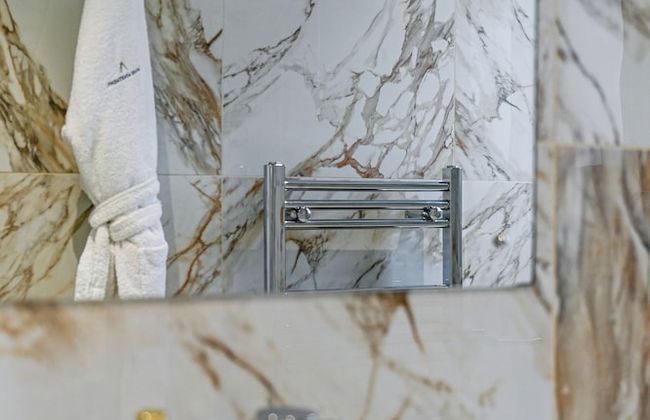 Avari Apartments - Princeton Collection - Photo 22