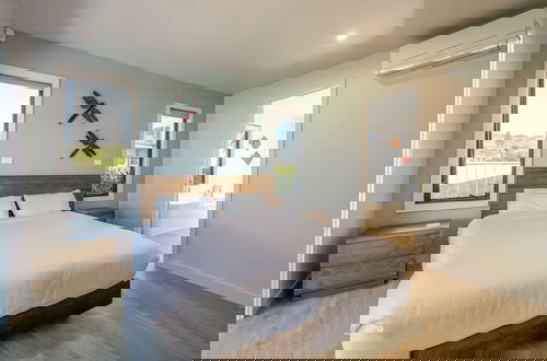 Foto 3 - The Golden Pohutukawa Beach House